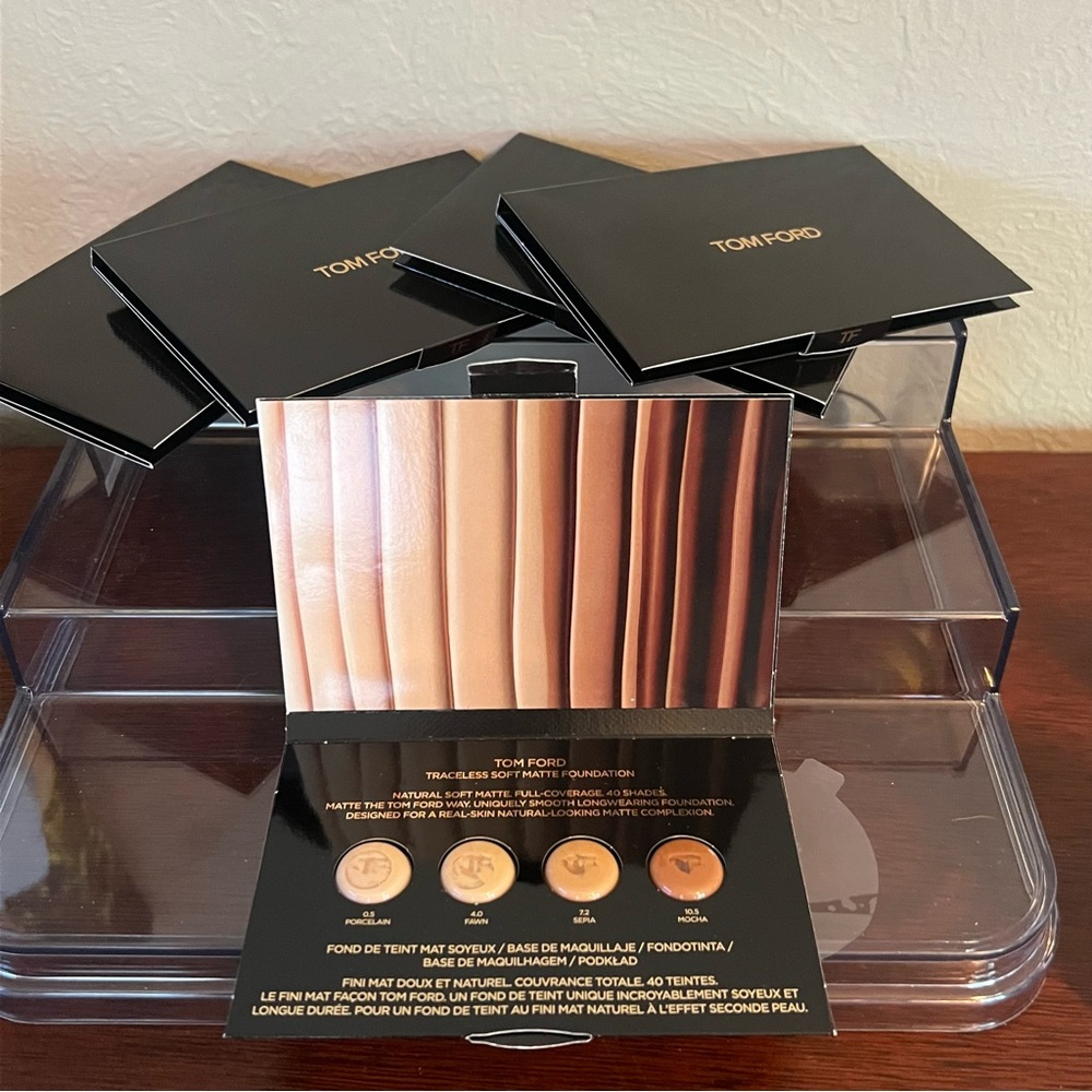 💋5 Tom Ford foundation sample cards! 💋